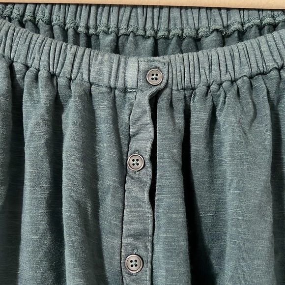 Off the shoulder blouse - Picture 2 of 4